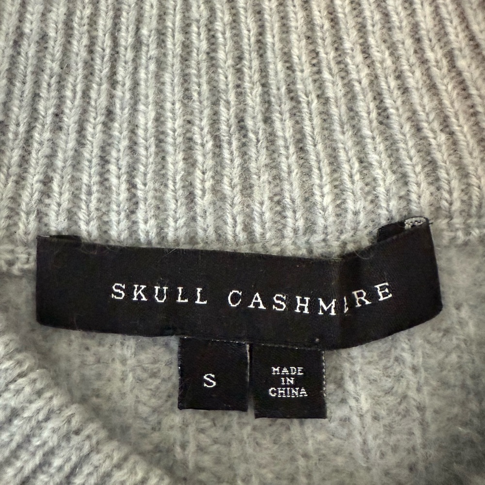 Skull Cashmere Gray Crew Neck Sweater - Picture 2 of 4